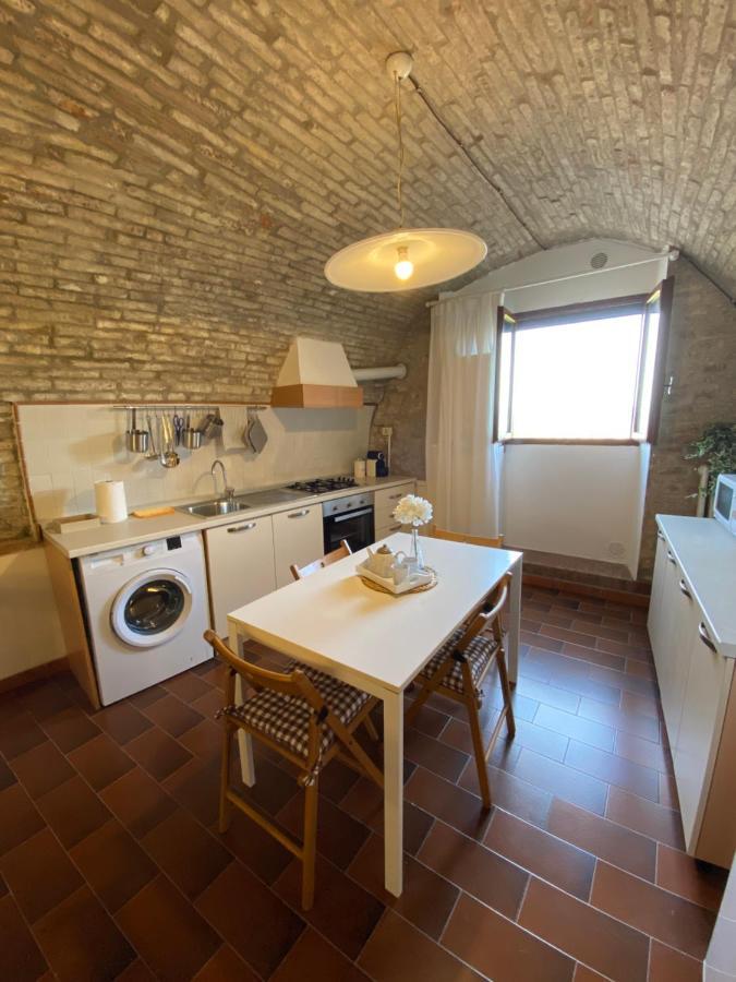 Apartamento La Casa Dei Ricordi San Gimignano Exterior foto