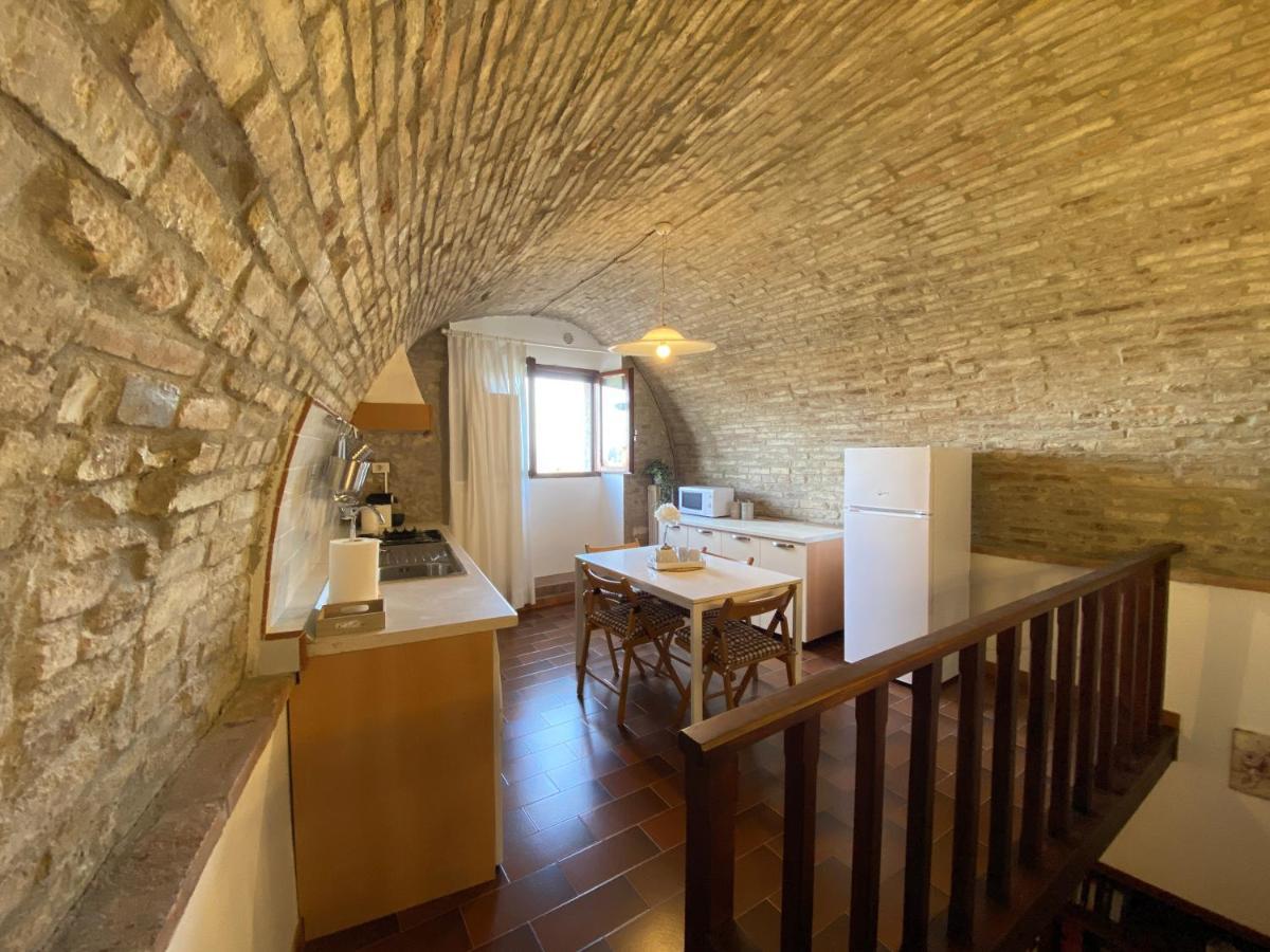 Apartamento La Casa Dei Ricordi San Gimignano Exterior foto