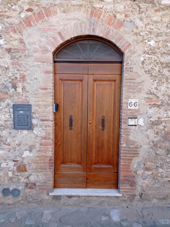 Apartamento La Casa Dei Ricordi San Gimignano Exterior foto